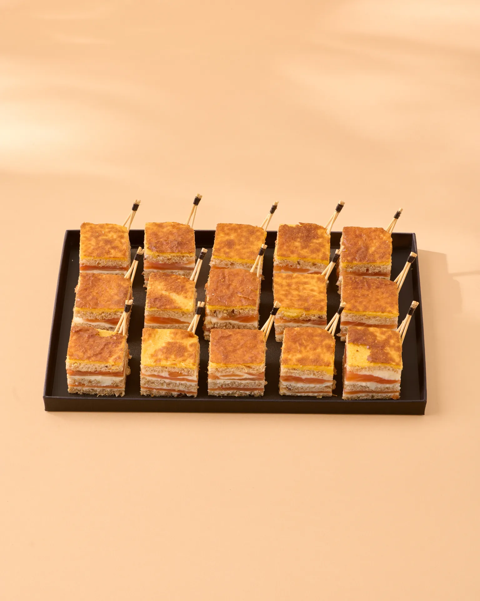 [10170] Le plateau généreux "Les croques" 12pièces