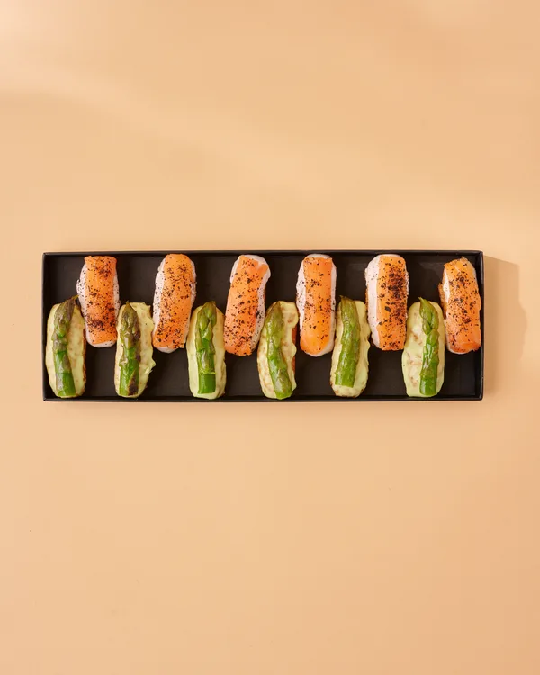 L'écrin de mini éclairs salés 12pièces